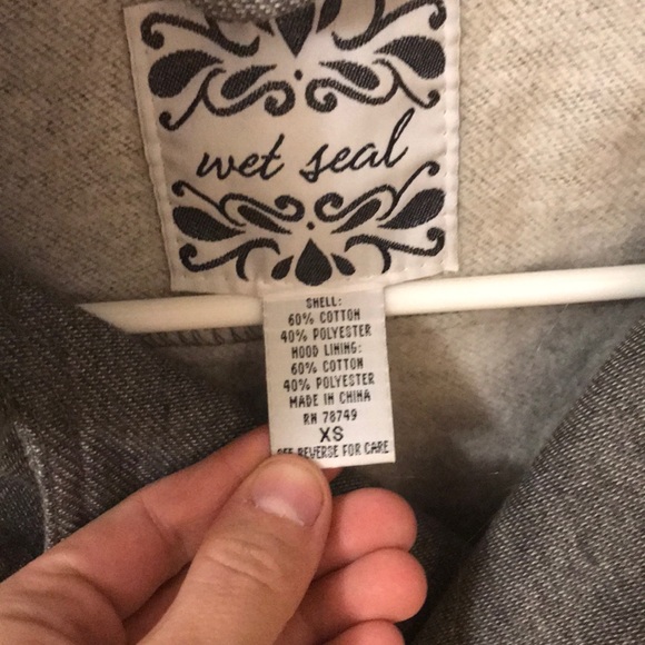 Jacket - Picture 2 of 3